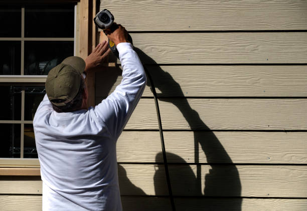 Storm Damage Siding Repair in Mountain View, HI